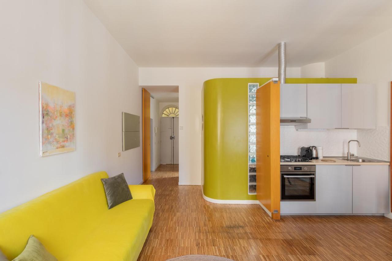 Iflat Charming Apartment In Trastevere Rome Exterior photo